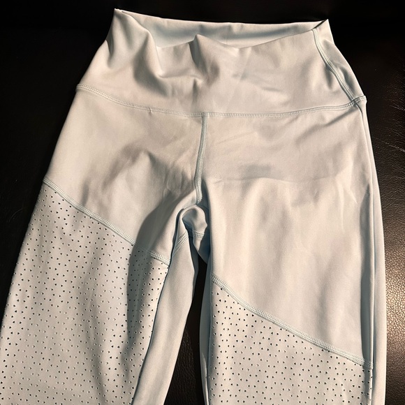 Buffbunny Allure Laser Cut 7/8 Leggings - Picture 8 of 8